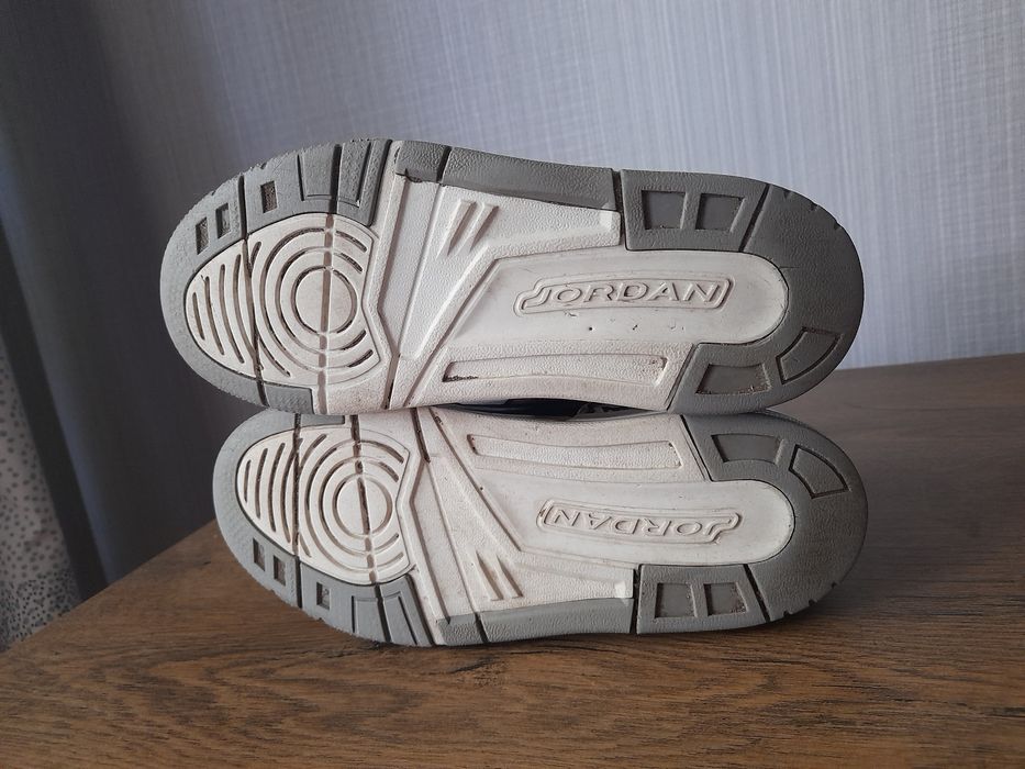 Jordan  кецове 33 номер.