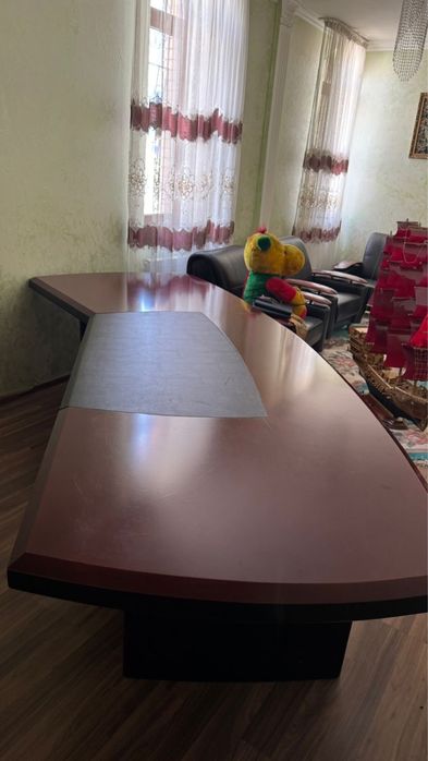 Продам офисный стол