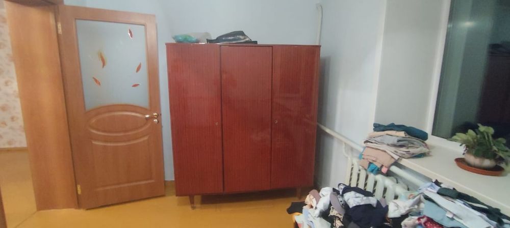продам советский шкаф