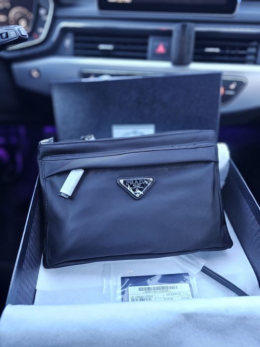 PRADA мъжка чанта клъч/несесер