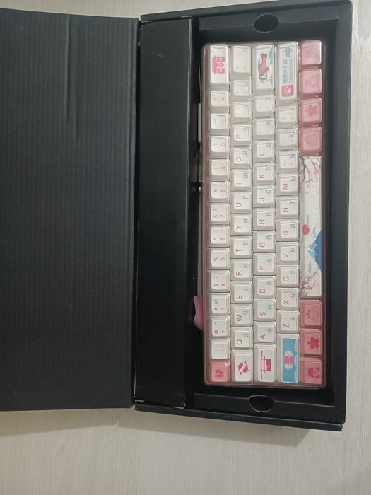 Клавиатура  akko 3061 срочно