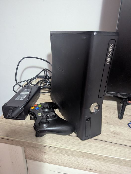 Xbox 360 modat cu jocuri 500gb