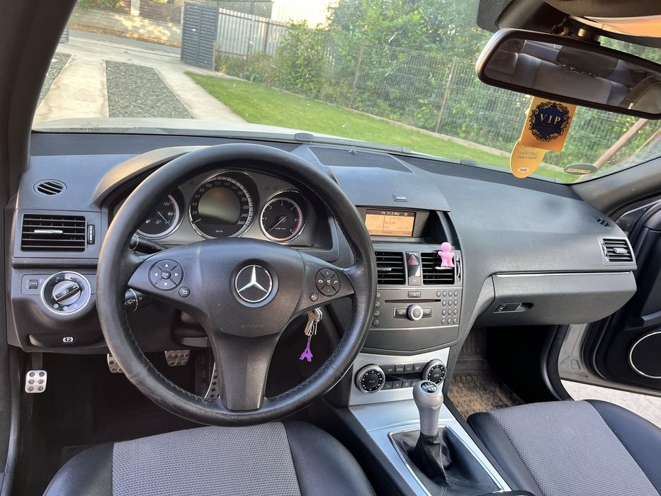 Vand Mercedes C 200
