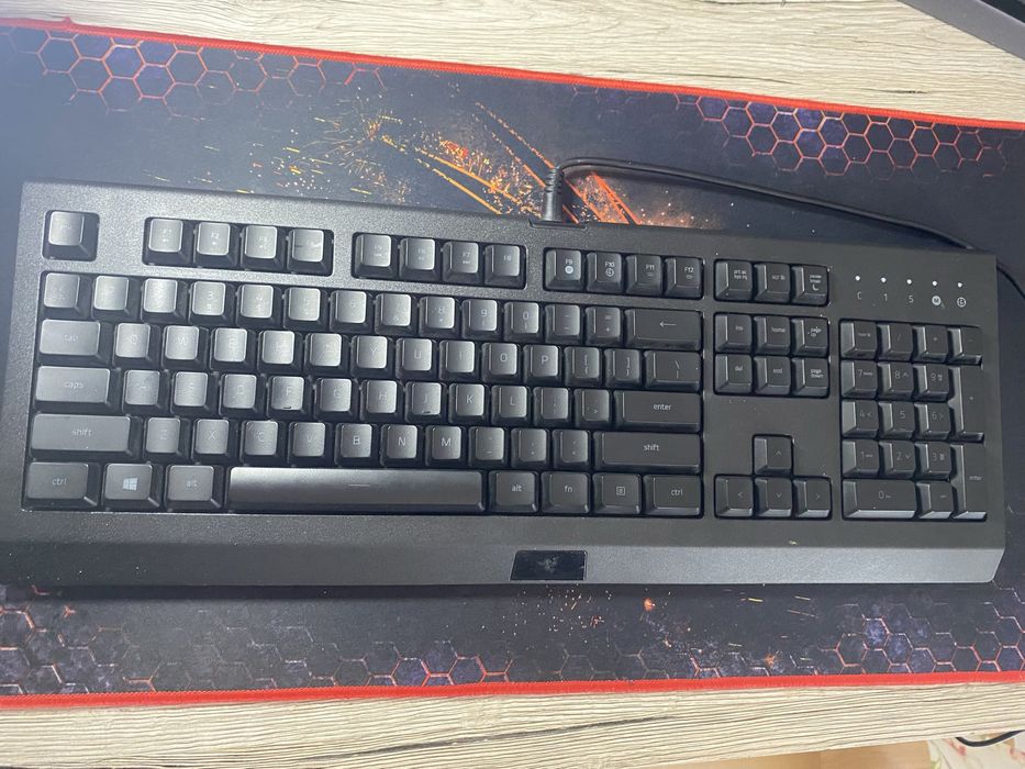 Vând Tastatură gaming Razer Cynosa Lite, iluminare RGB