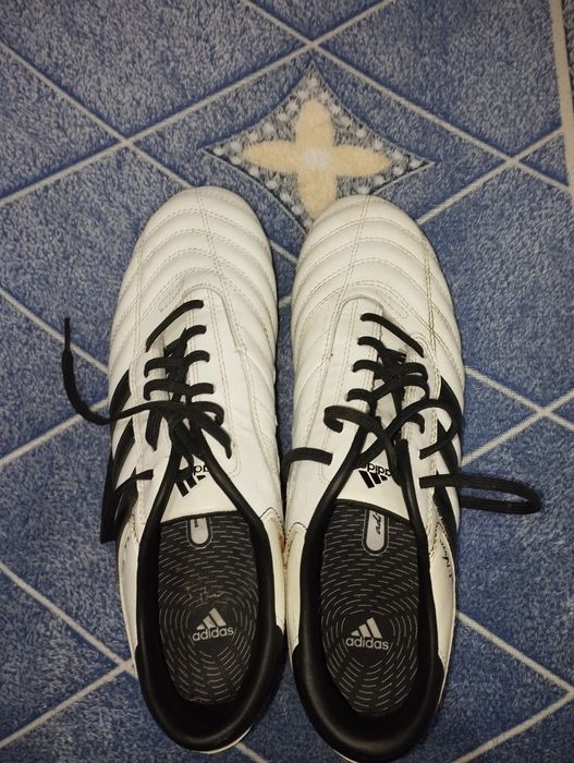 Футбольные бутцы