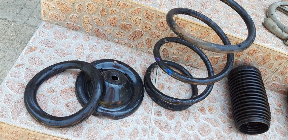 Амортисьори  и пружини предни Subaru Impreza STI Blobeye/hawkeye