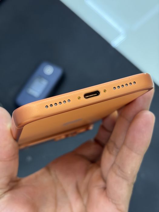 Срочн 17 Pro Max 256 GB сотилади