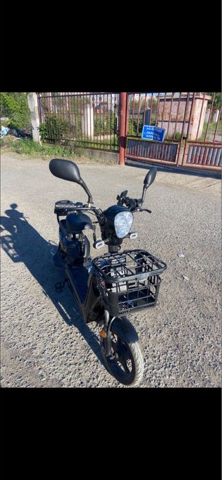 Электроскутер ск8