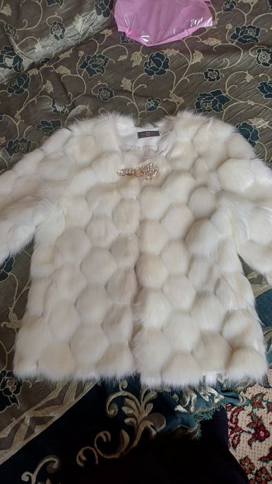 Kiyim oq shuba yangi