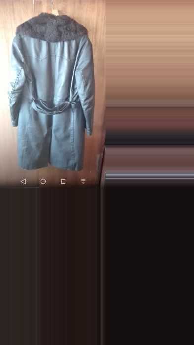 две кожени якета