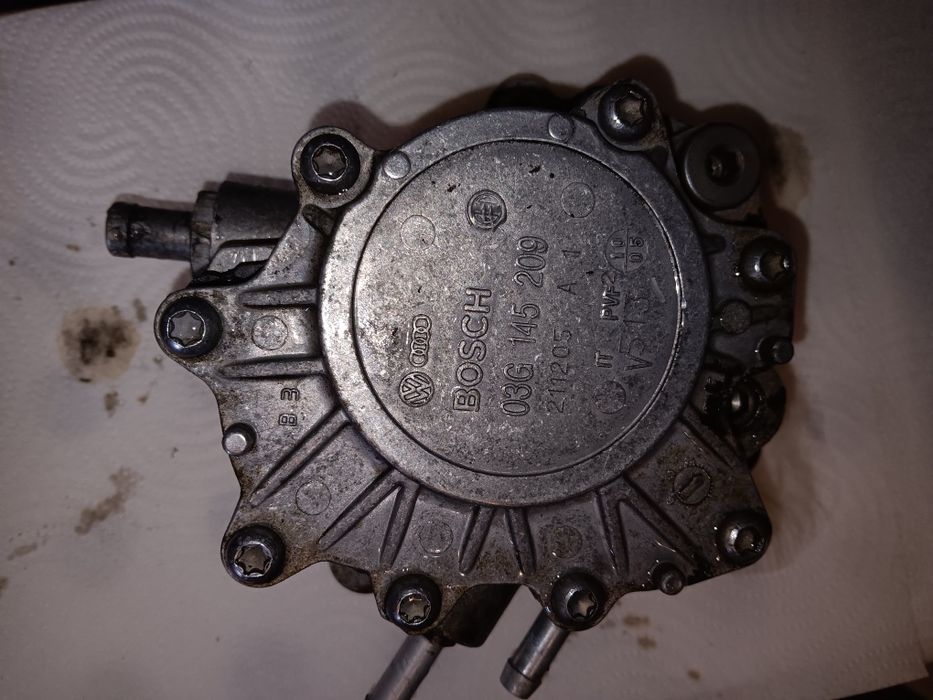 Горивна помпа mitsubishi grandis 2.0d 136kc