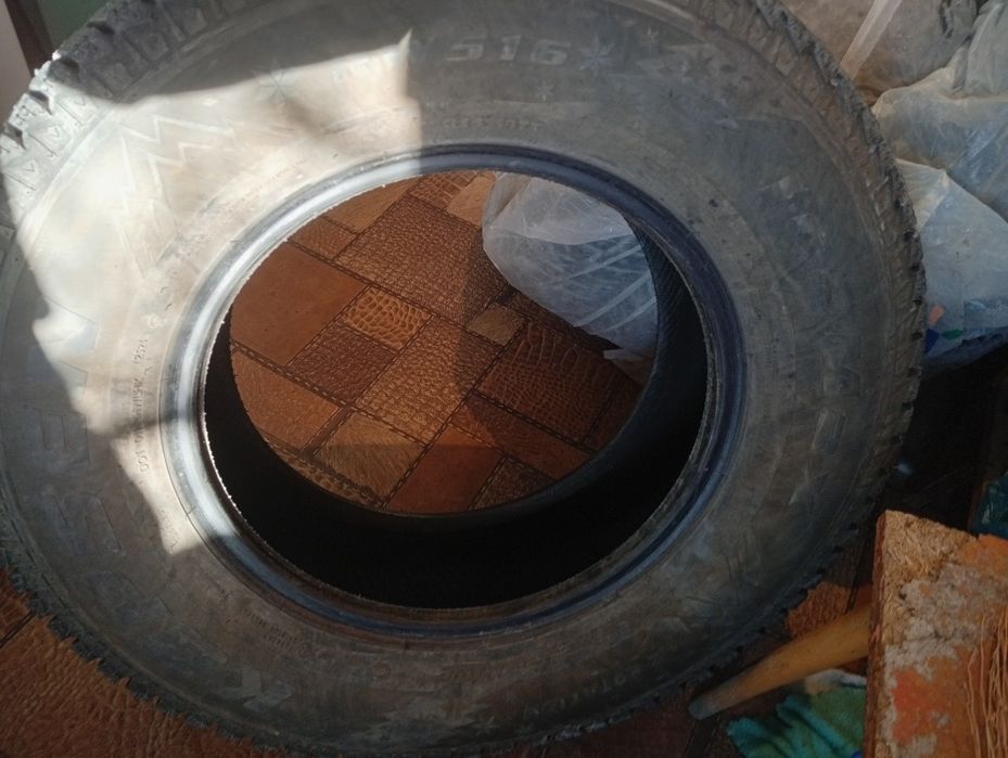 Продам зимнюю резину