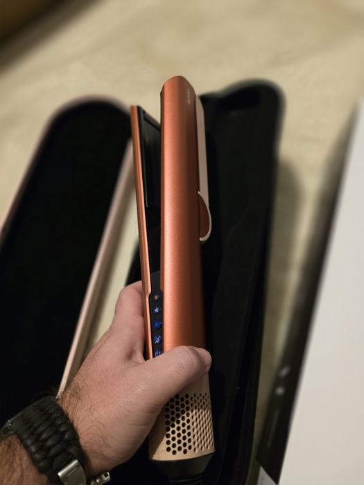 Dyson Airstrait преса за коса