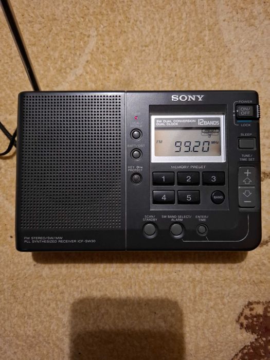 Radio Sony ICF SW