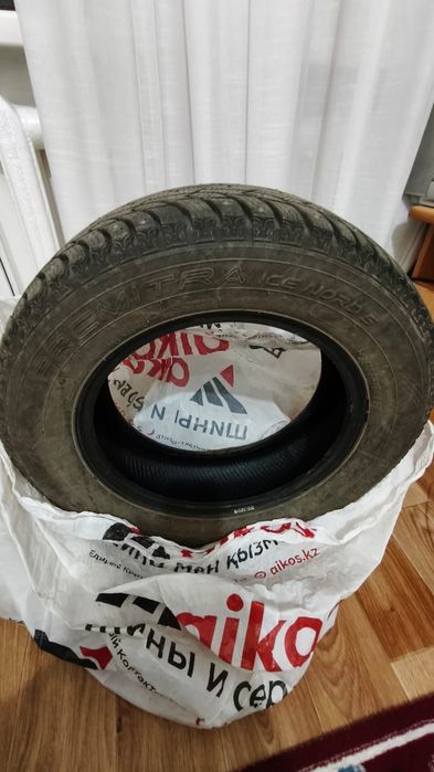 Продам шины бу 4шт