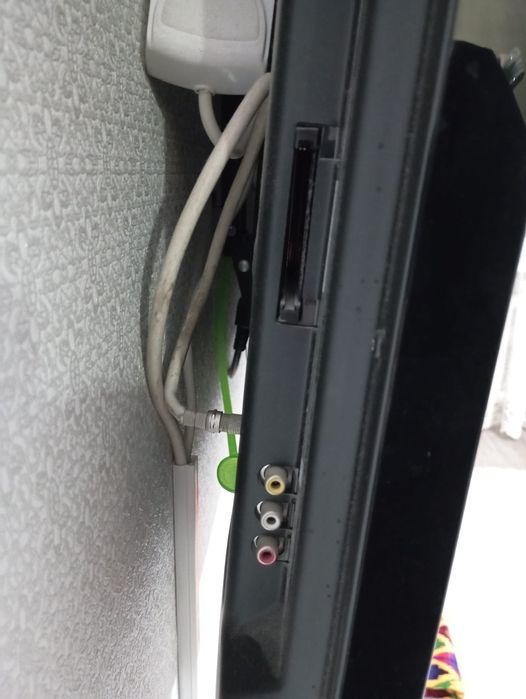 Продам телевизор