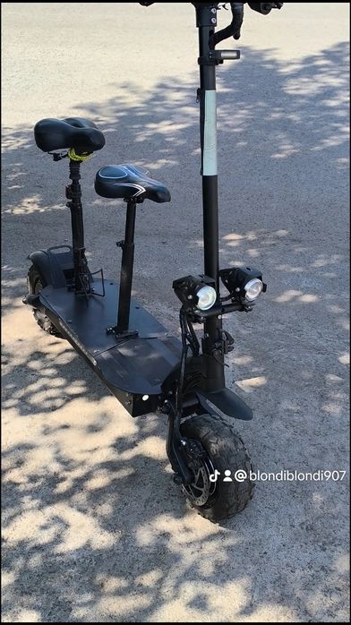 Vând  diferite Tije  Scaune