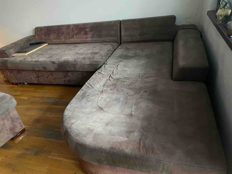 Голям разтегателен ъглов диван