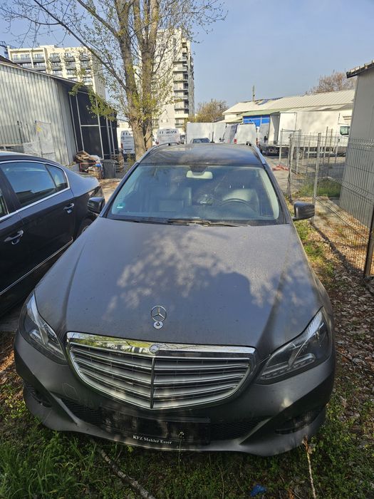 MrcedesE200 motor 220