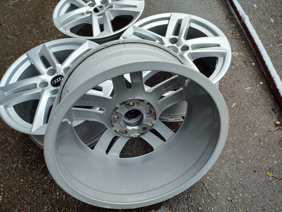 17" оригинални алуминиеви джанти за Audi A4...
