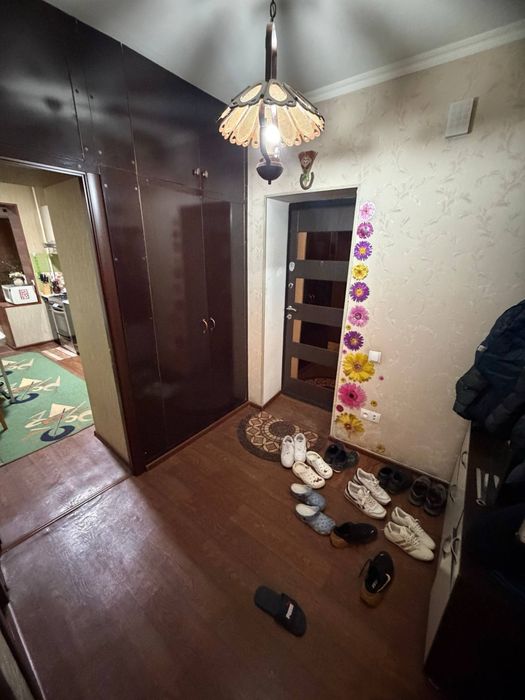 Код 875 Срочно продается 2/3/4 Куйлюк массив 1 77 серия кирпич