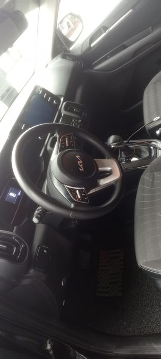 Kia sonet srochna sotiladi 2024 dekabr 2 poz