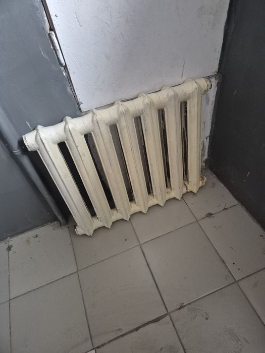 Батарея чугунная