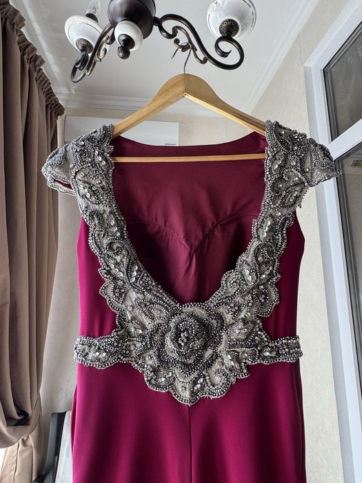 Вечернее платье от TARIK EDIZ