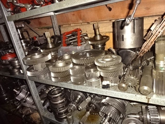 Punte fata tractoare Fendt 822 piese