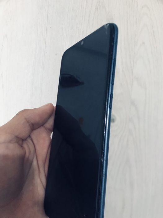 HUAWEI Y6 смартфон