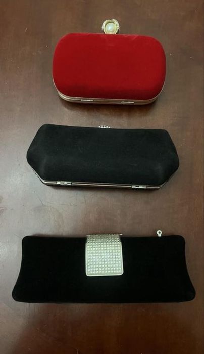 Продам женские клатчи