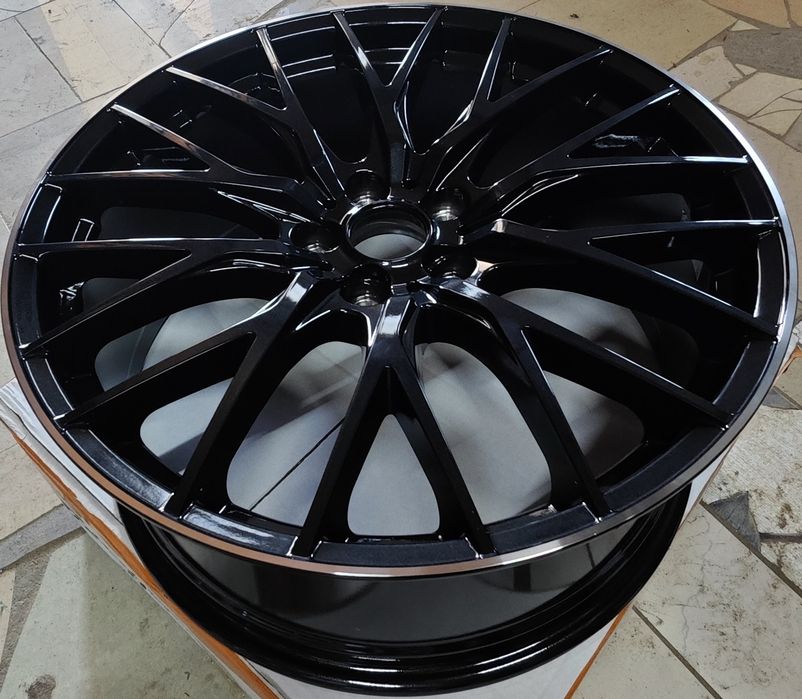 Диски 5*114.3 ет45 8.5j r20