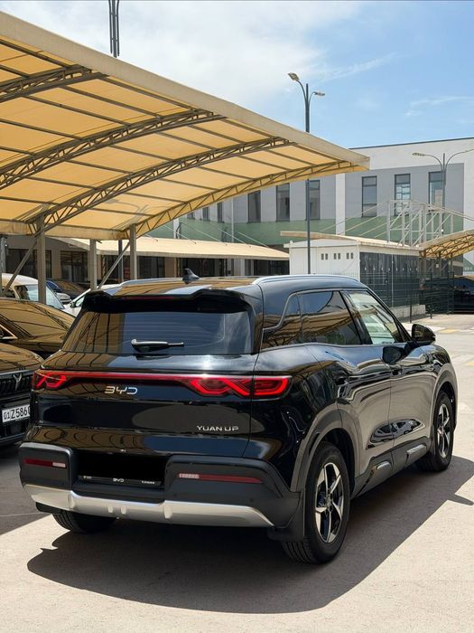 Byd Yuan Up 2025 8 yil garantiyali