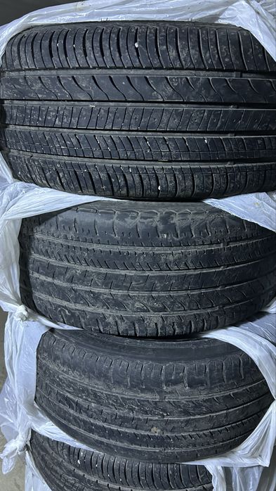 Балон шины диск 245/40/19