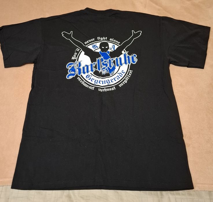 Футболни шалове ,тениски и знаме