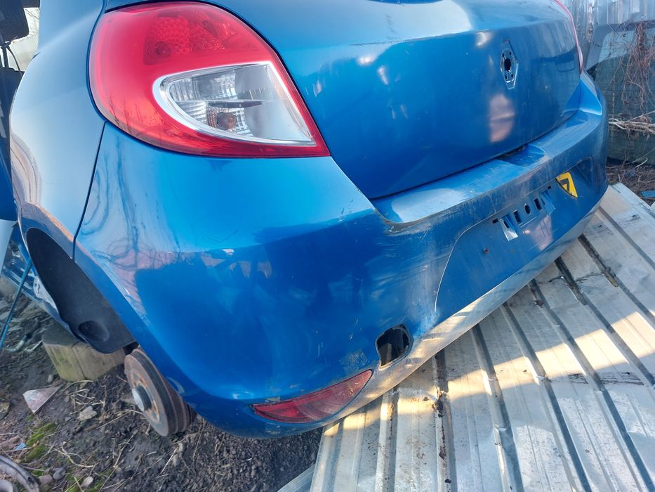 bara spate renault clio 3 2010