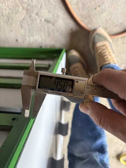 Banc de lucru cu 4 sertare