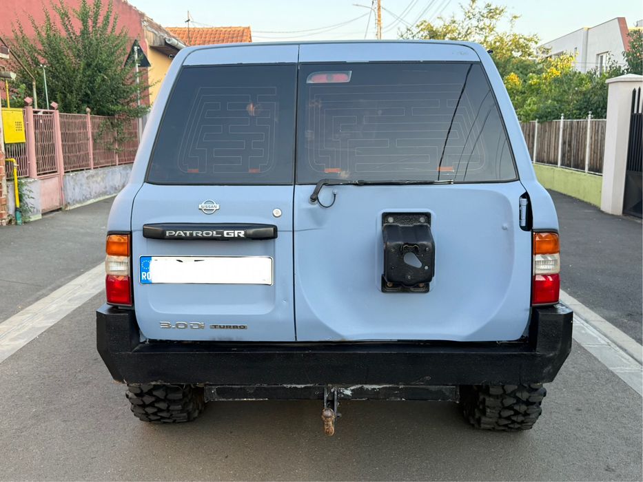Nissan Y61 3.0 D 2002 6500 E