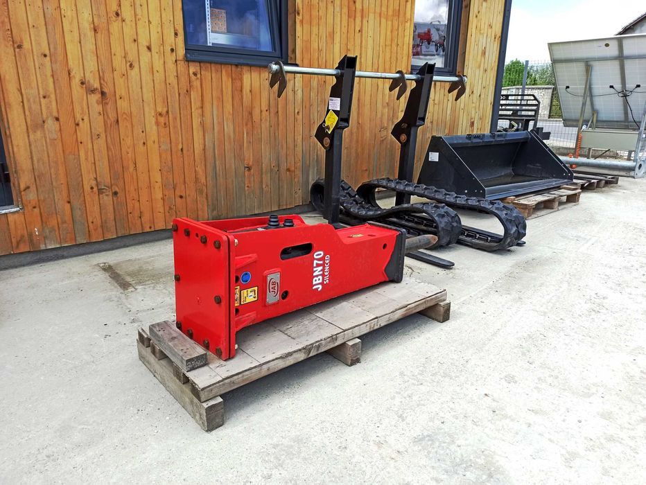 Picon hidraulic JAB JBN70 - 310kg  pentru excavator 3,5–7t, in stoc BV