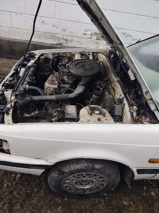 Продам автомобиль Мазда 626