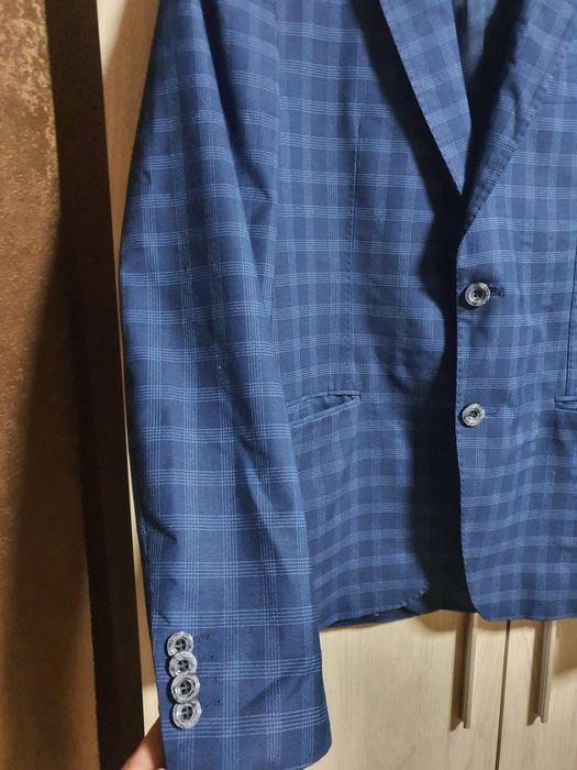 Нов мъжки костюм на TEODOR