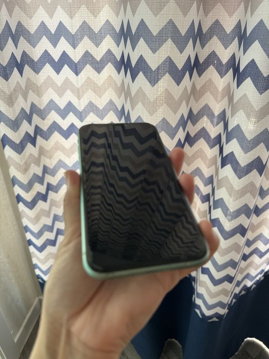 Iphone 11 — 64 гб