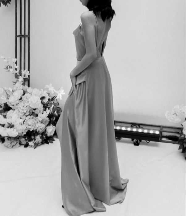 Вечернее платье на свадьбу/выпускной