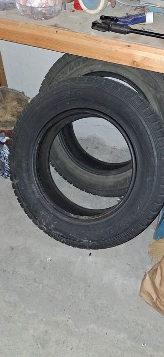 Продам 3 зимних колеса на тайота раф 4