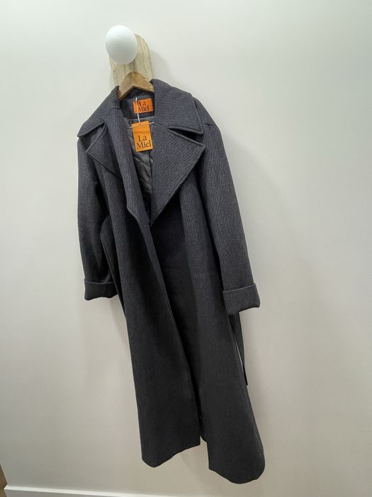 Теплое пальто ; 50% шерсть Астана