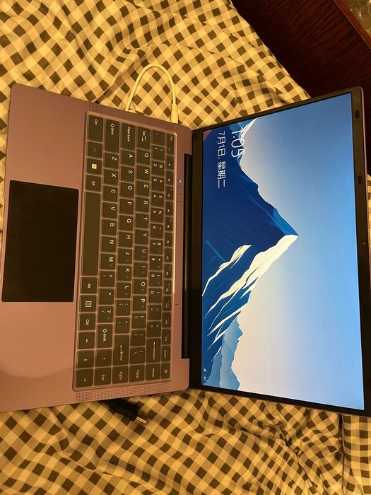 Ноутбук             .