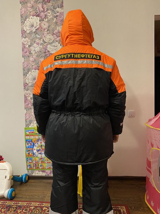 Продам спец одежду зимний комбенизон