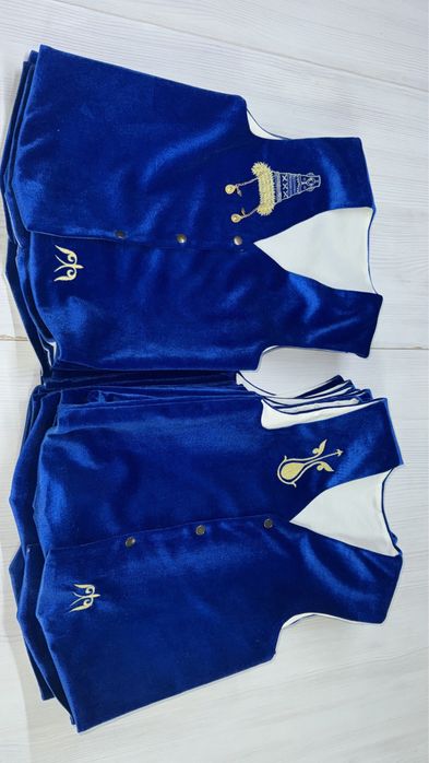 Национальные жилетки