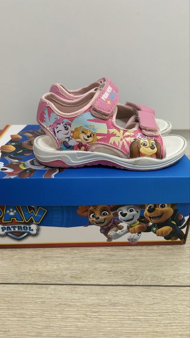 Светещи маратонки Elsa и сандалети Paw patrol