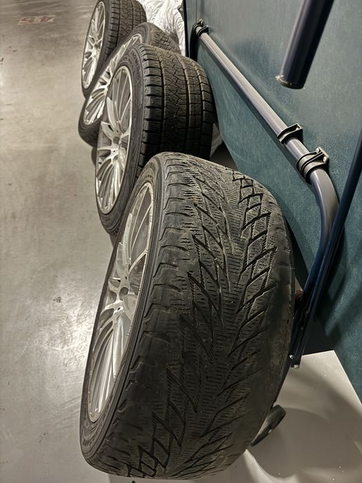 245/45R19 от Mercedes w222 оригинальные